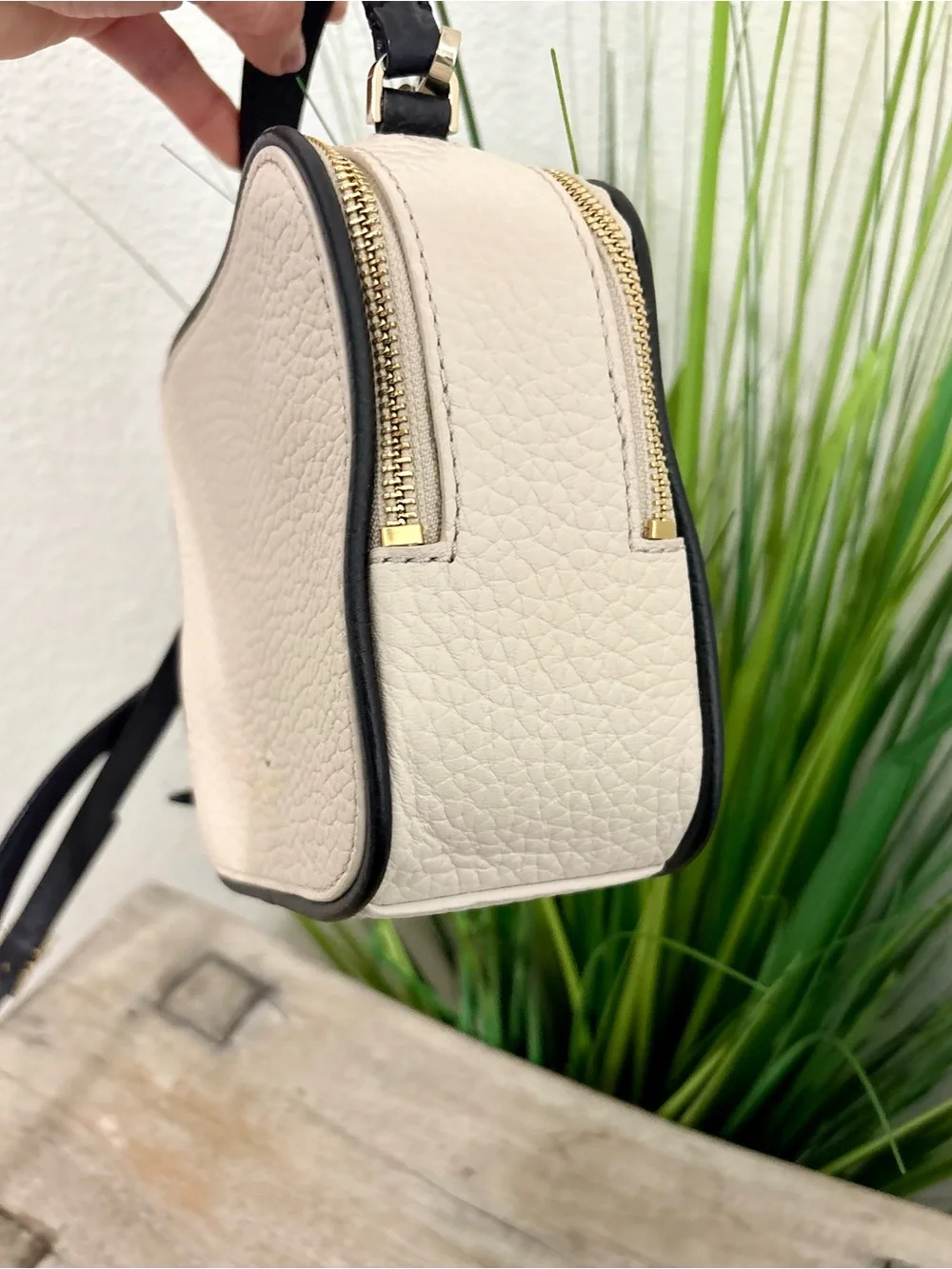 Kate Spade Cecil Court Bobi Mini Crossbody Bag